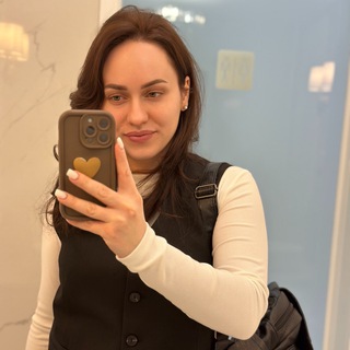 @EleonoraPriz