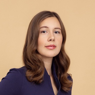 Елена Попова и ее воронки впечатлений