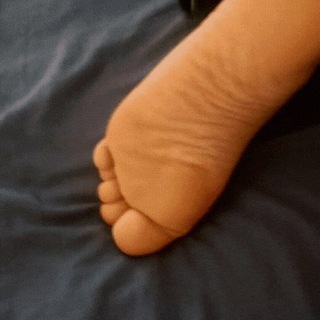 @candidsleepyfeet