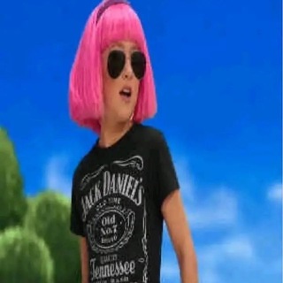 @Carmen_Winstead