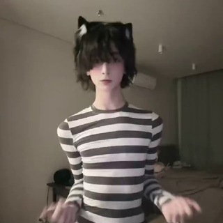 @Crumb4d