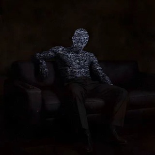 @Guccq