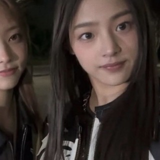 @hooniexie