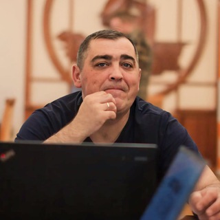 @LA_Santi