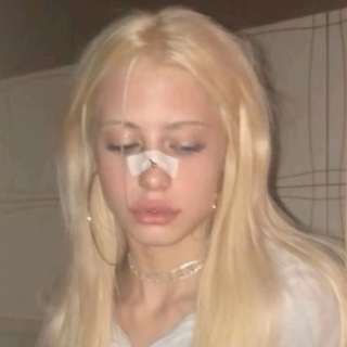 @lonelyd0ll