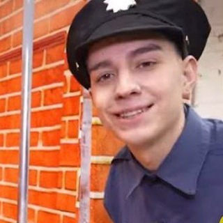 @Loser1990