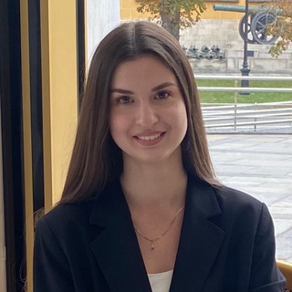 Марина Коротченкова