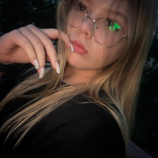@nikaxxxrz