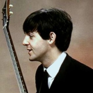 @PaulMcCartneysLovelyWife