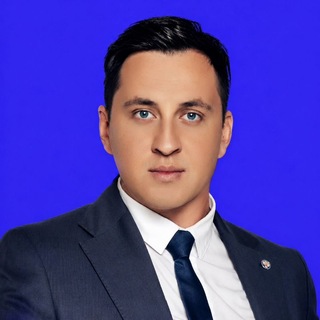 @petrovpress