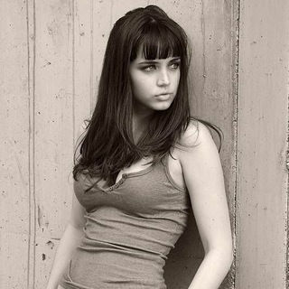 @q_3o5