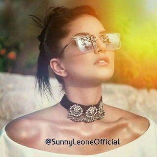 @sunnyleoneofficial: Sunny Leone