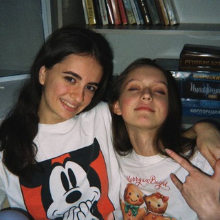 @vrnsisters