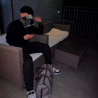 @x_a_o